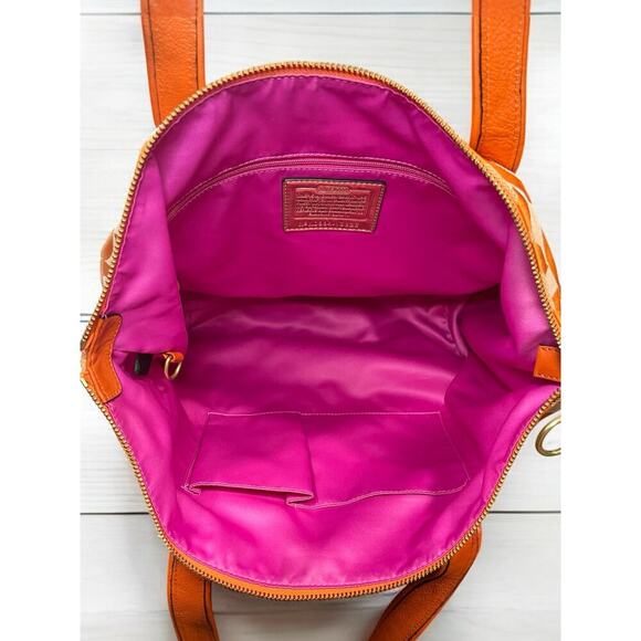 Y2K Coach 13826 Poppy OP Art Signature Tote & Large Wristlet - Picture 6 of 15